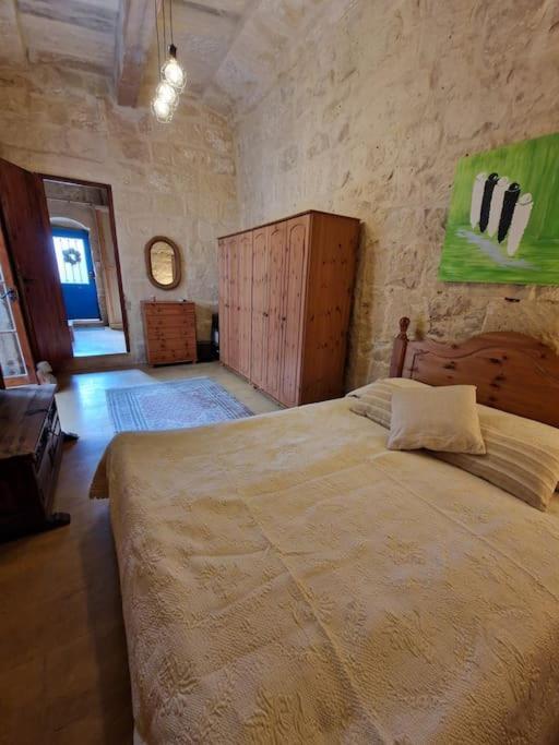 Cozy 1 Bedroom House In Iz-Żejtun Buitenkant foto